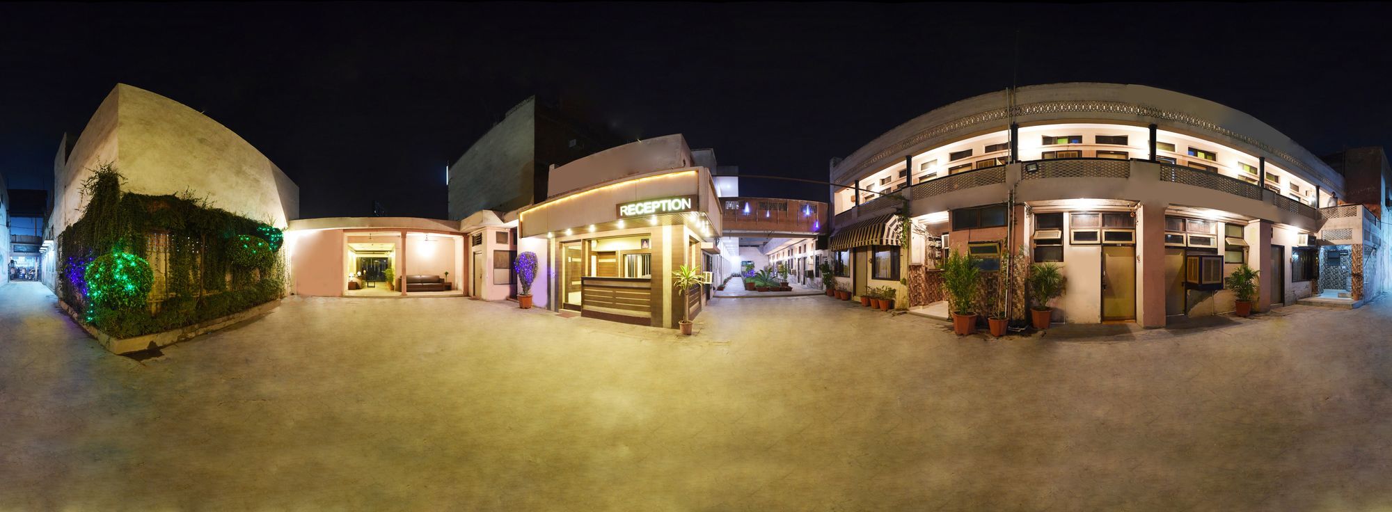 Hotel Palace Amritsar Bagian luar foto